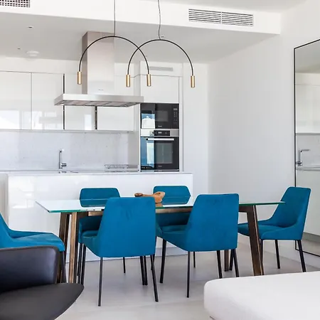 Seaview With Private Pool アパートホテル