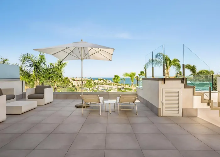 Seaview With Private Pool 3*