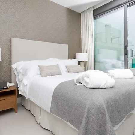 Santa Barbara Residences By Idiliq Apartahotel 3*