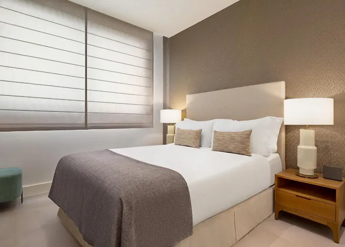 Hotel apartamentowy Seaview With Private Pool