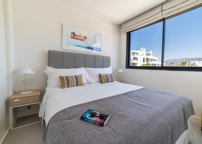 Seaview With Private Pool Aparthotel