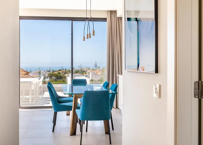 Aparthotel Seaview With Private Pool