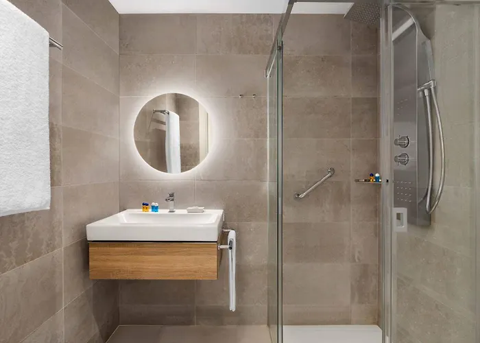 Aparthotel Seaview With Private Pool 3*