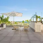 Seaview With Private Pool 3*